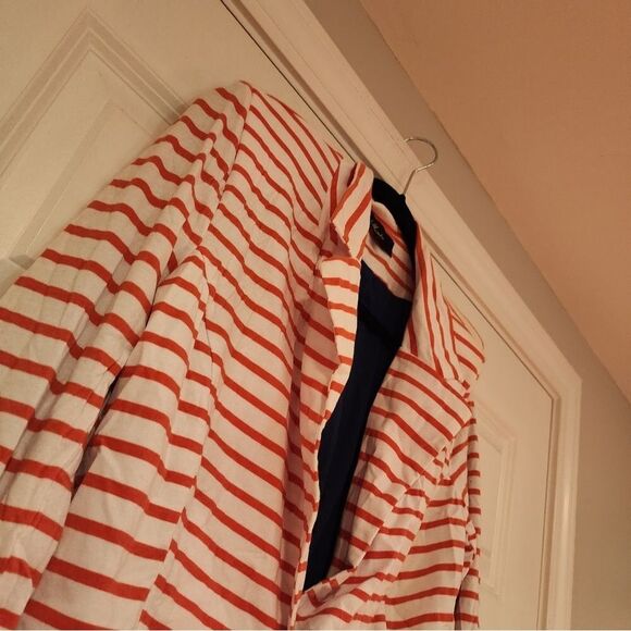 Monteau pink and white striped stretchy blazer - Picture 2 of 4